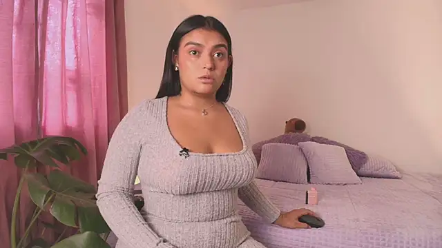 Addela  online show from April 2026 07:08:02 PM