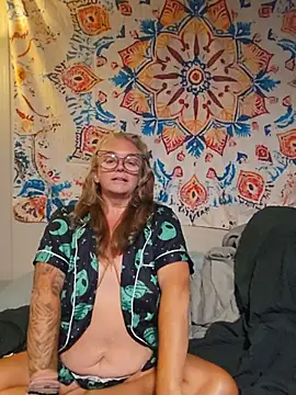 Snapshot of Blondejenn chatting on July 2026 12:19:02 PM Blondejenn online show from July 2026 12:19:02 PM