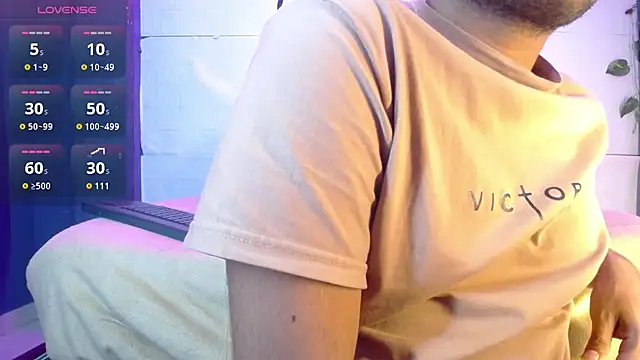 felipecams online show from April 2026 06:02:02 AM