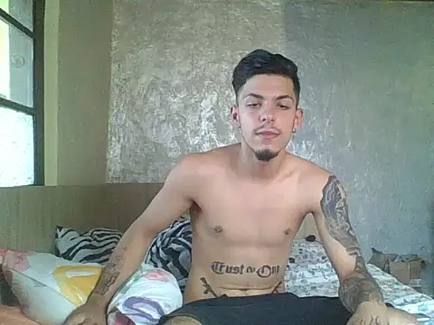 robertmrn112 online show from May 2026 05:57:02 AM