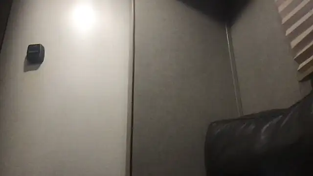 GypsiiCornel online show from April 2026 08:54:01 AM