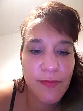 Snapshot of Maggie38 chatting on June 2026 07:50:02 AM Maggie38 online show from June 2026 07:50:02 AM