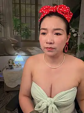 VIPtiantian online show from April 2026 07:44:01 AM