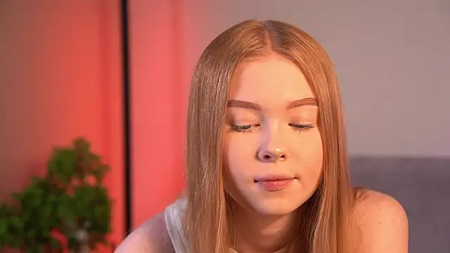 Distiavi online show from April 2026 10:46:02 PM