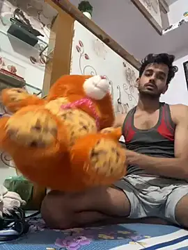 aadibuttplug online show from May 2026 06:17:01 PM