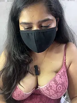 Snapshot of sarasofiaa_ chatting on June 2026 05:39:02 PM sarasofiaa online show from June 2026 05:39:02 PM