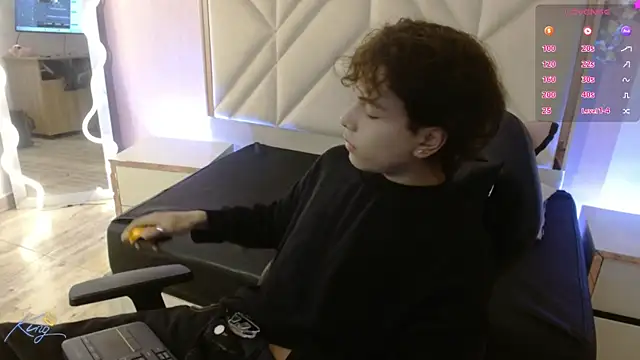 Elian tay online show from April 2026 11:48:01 AM