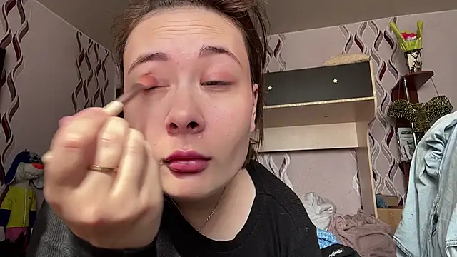  online show from April 2026 12:01:01 PM