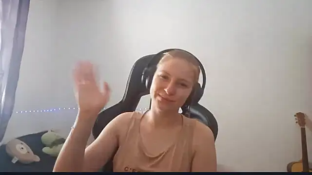 WesleyFrohling online show from April 2026 09:02:01 AM