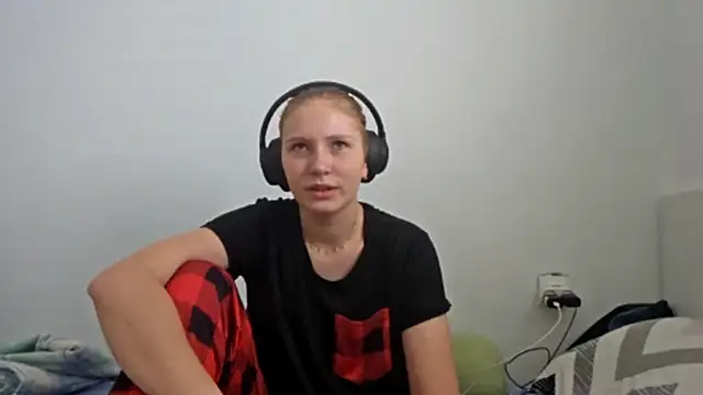 WesleyFrohling online show from April 2026 09:13:01 AM