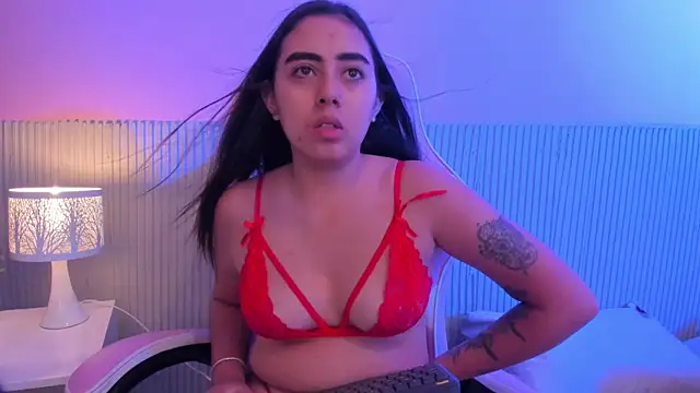 rose smitth online show from April 2026 07:14:01 PM