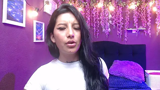 lilysmile online show from April 2026 02:32:02 PM