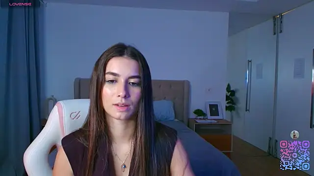 Snapshot of Angel_Dean chatting on May 2026 07:21:01 PM Angel Dean online show from May 2026 07:21:01 PM