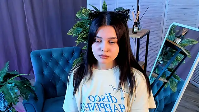 MarianneAuvil online show from April 2026 04:39:01 AM