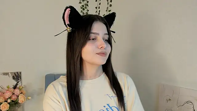 MarianneAuvil online show from April 2026 04:58:02 PM