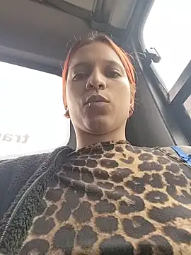 Mia 0-4 online show from April 2026 04:32:02 PM