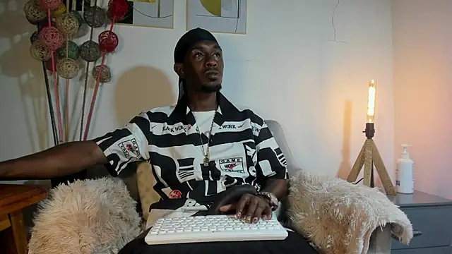 pipe monstercock online show from April 2026 08:14:02 PM