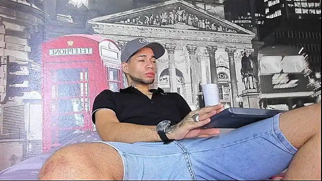 Daniel huge22 online show from April 2026 01:38:02 PM