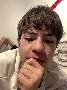 Gato Gatito online show from April 2026 01:55:02 AM