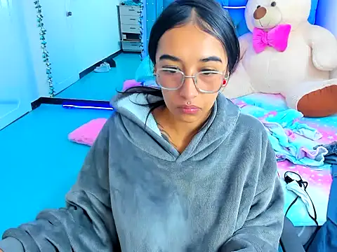 valery taylor 1 online show from April 2026 07:21:02 PM