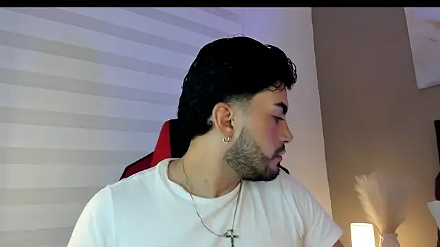 Alexander Diazz online show from April 2026 01:36:02 PM