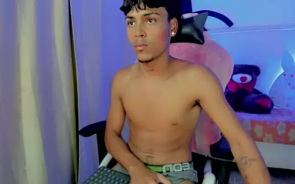 Angel foxc  online show from April 2026 03:45:01 AM