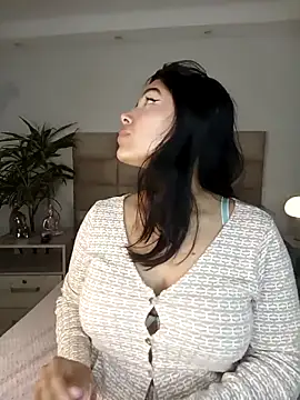 BrendaBloom  online show from April 2026 12:54:01 PM