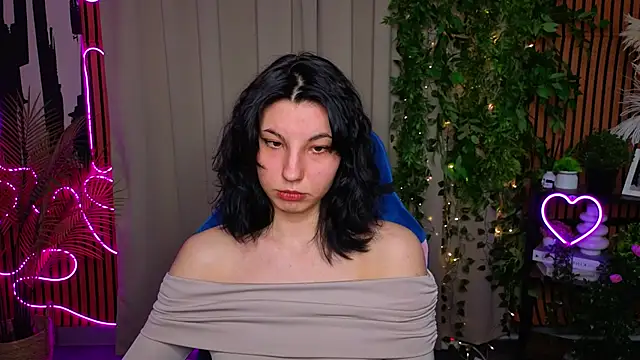 SharonBrowns online show from April 2026 06:37:01 PM