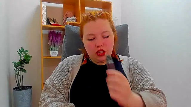 Aillia-Rous online show from April 2026 06:17:02 AM