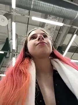 michelle lovique online show from April 2026 07:20:02 AM