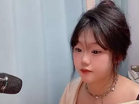 Lilababy00 online show from April 2026 01:00:02 AM