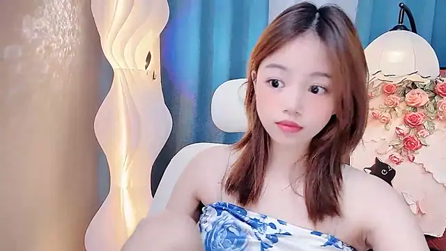 Snapshot of Lilababy00 chatting on July 2026 04:51:02 AM Lilababy00 online show from July 2026 04:51:02 AM