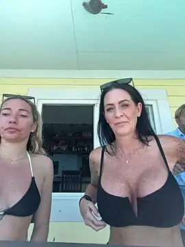 Casey   online show from April 2026 07:40:02 PM