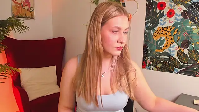 Emilicious online show from April 2026 05:46:01 AM