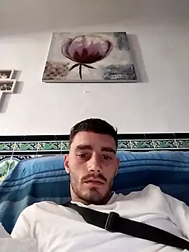 locuraypasion00 online show from May 2026 10:20:02 AM