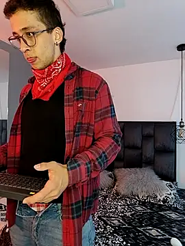 MARCO RUSH online show from April 2026 01:15:01 PM