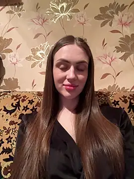 AlinaLove3213 online show from April 2026 06:04:02 PM