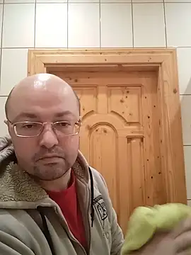 Snapshot of Luceriusbigass chatting on December 2024 03:54:02 PM Luceriusbigass online show from December 2024 03:54:02 PM