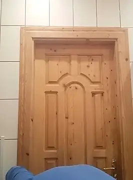 Snapshot of Luceriusbigass chatting on February 2025 04:44:01 PM Luceriusbigass online show from February 2025 04:44:01 PM