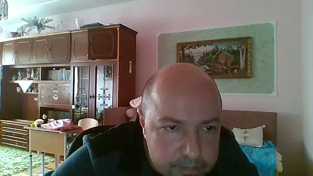 Snapshot of Luceriusbigass chatting on March 2025 01:51:01 PM Luceriusbigass online show from March 2025 01:51:01 PM