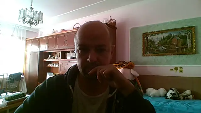 Snapshot of Luceriusbigass chatting on September 2025 02:55:01 PM Luceriusbigass online show from September 2025 02:55:01 PM