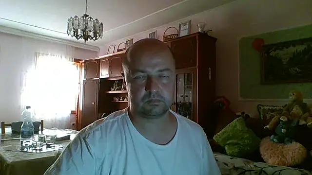 Snapshot of Luceriusbigass chatting on June 2026 04:07:02 PM Luceriusbigass online show from June 2026 04:07:02 PM