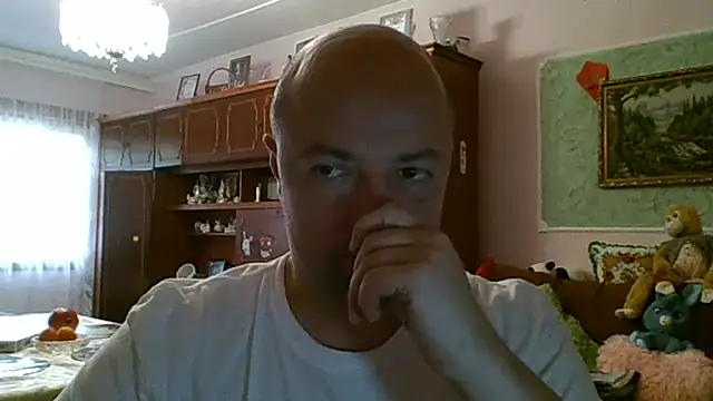 Snapshot of Luceriusbigass chatting on July 2026 03:18:02 PM Luceriusbigass online show from July 2026 03:18:02 PM