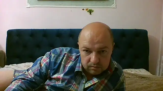Snapshot of Luceriusbigass chatting on July 2026 08:02:01 PM Luceriusbigass online show from July 2026 08:02:01 PM
