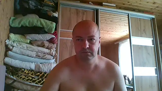 Snapshot of Luceriusbigass chatting on July 2026 08:34:02 AM Luceriusbigass online show from July 2026 08:34:02 AM