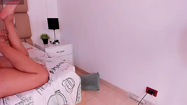 gaialewis online show from April 2026 07:58:01 PM