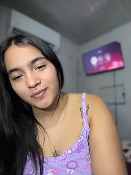 Snapshot of alanna22 chatting on June 2026 01:01:01 PM alanna22 online show from June 2026 01:01:01 PM