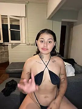 vickdaqui online show from April 2026 11:33:02 PM