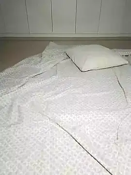 Leti69 online show from April 2026 08:25:02 PM