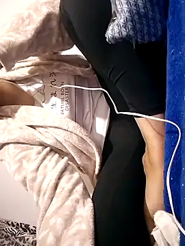  RazaL  online show from April 2026 10:58:01 PM